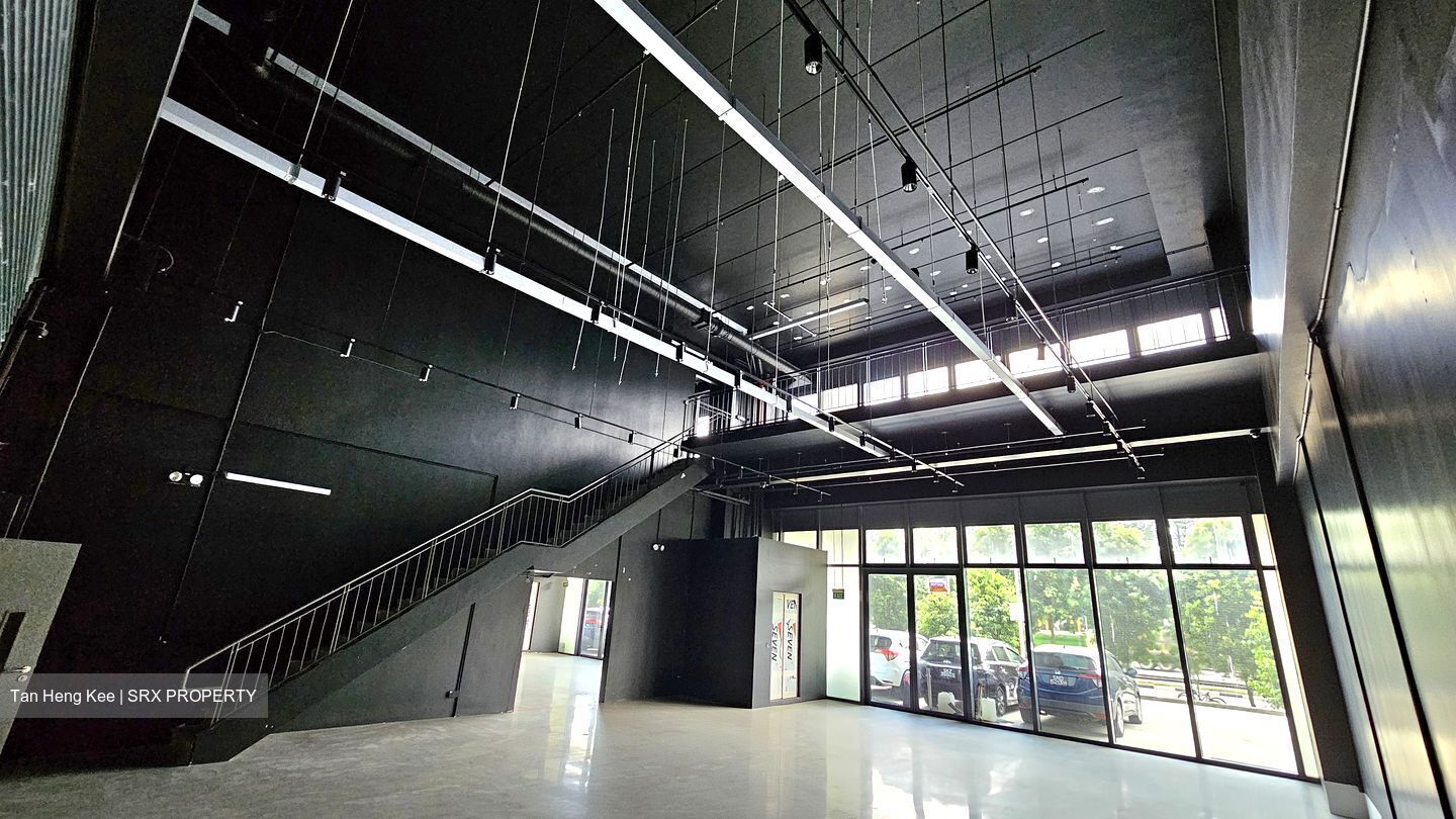 REVV (D22), Factory #553653731